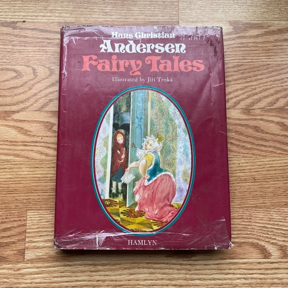 hamlyn Other - Vintage book